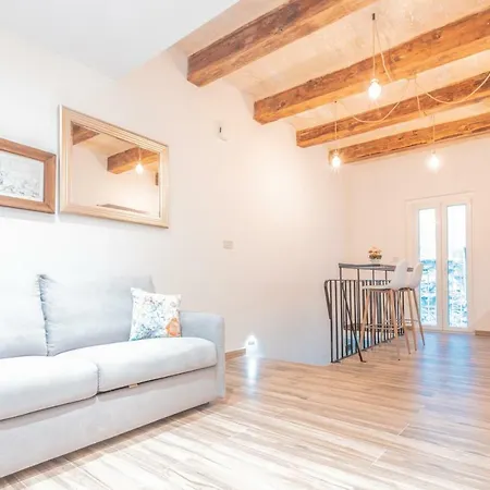 Gunpost Apartment Valletta