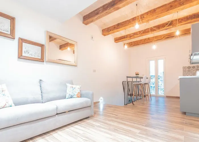 Gunpost Apartment Valletta